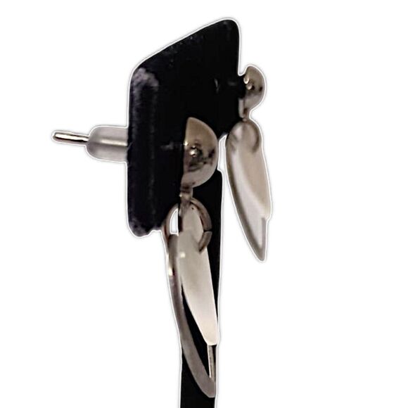 Dainty Mother of Pearl Heart Earrings Silver Tone Romantic Drop Dangle Pearlcore - Picture 6 of 14